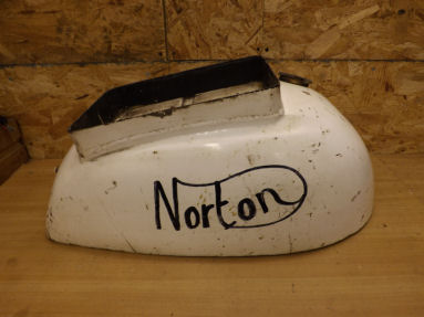 Norton Commando Interpol petrol tank