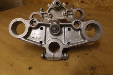 BSA B50 MX fork yokes