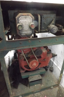 Douglas T3 generator set