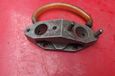 Norton Dominator twin carb manifold