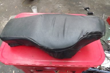 Royal Enfield Bullet dual seat