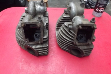 Royal Enfield Interceptor MK 11 cylinder head