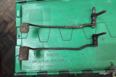 Triumph Rigid frame brake pedals