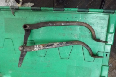 Triumph Rigid frame brake pedals