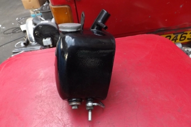Norton 650 SS Atlas oiltank