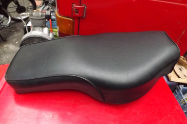 Royal Enfield Bullet Constellation seat