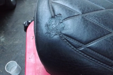 Triumph Bonneville 750 King and Queen seat