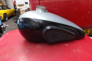 BSA M20 Rigid petrol tank