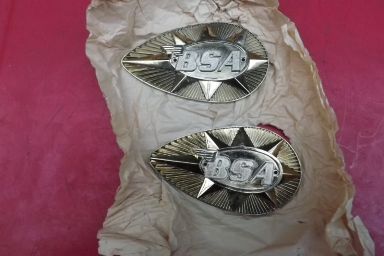 BSA pear shaped metal badge right hand New Old Stock